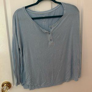 American Eagle Soft and Sexy lounge top!